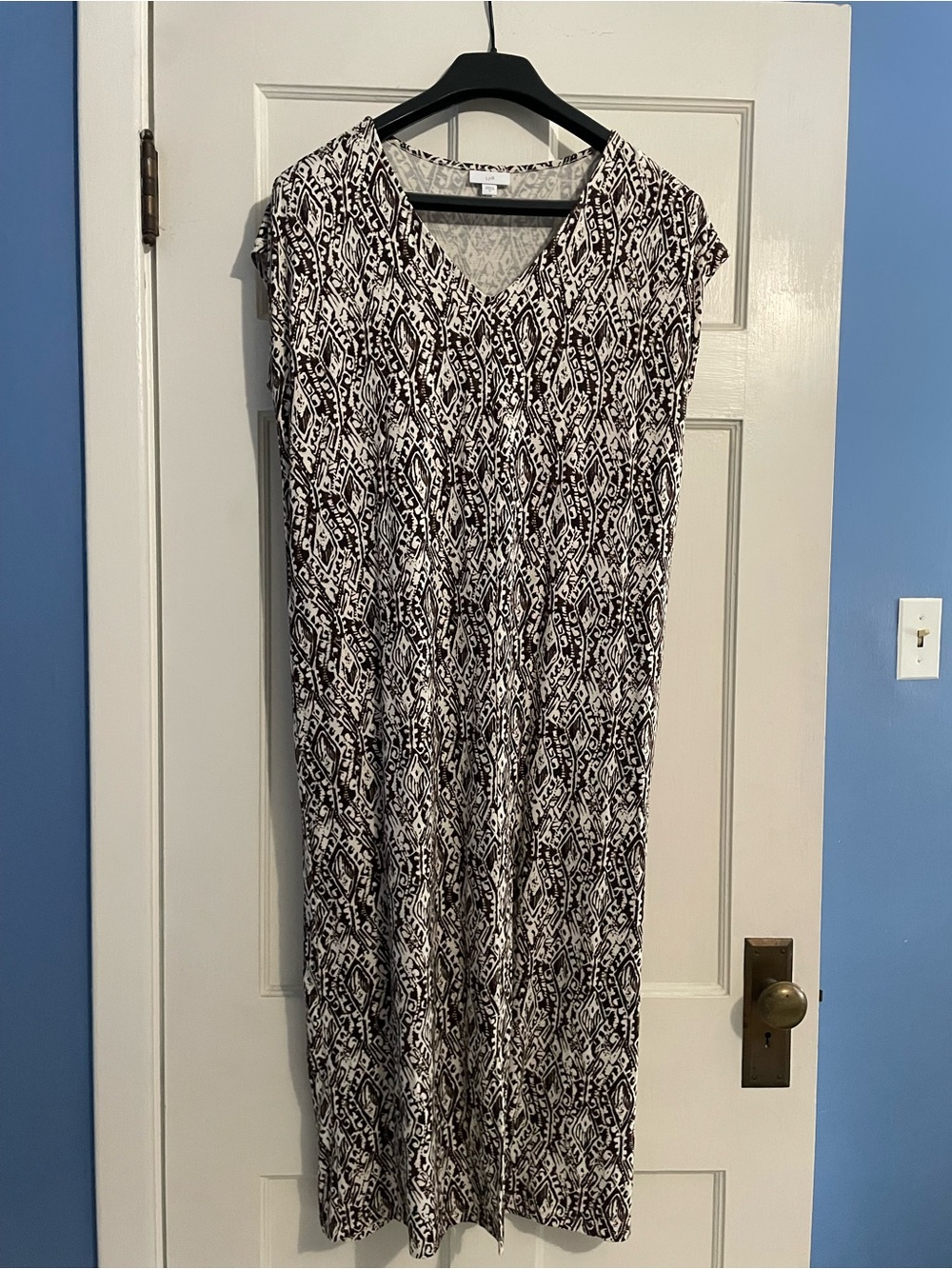 J. Jill Black and White Printed V-Neck Maxi Dress
